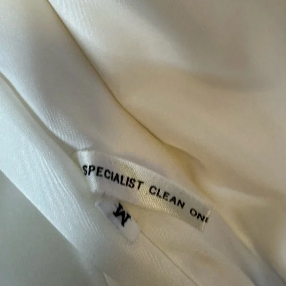 Elegant White silver blue white Fox Fur Coat - Picture 15 of 16